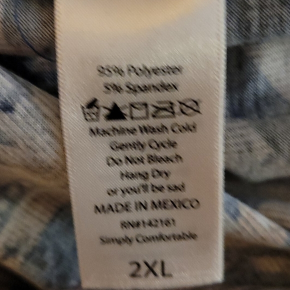 Lularoe Aztec Pattern Classic T size 2xl - Picture 4 of 5